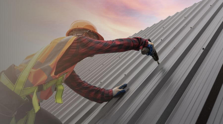 Professional gutter cleaning in Otter Rock, OR